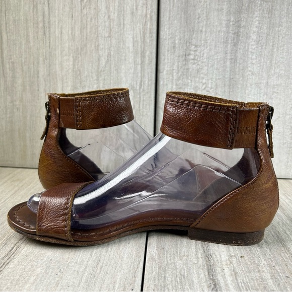 Frye Brown Leather Sandals - Picture 4 of 10